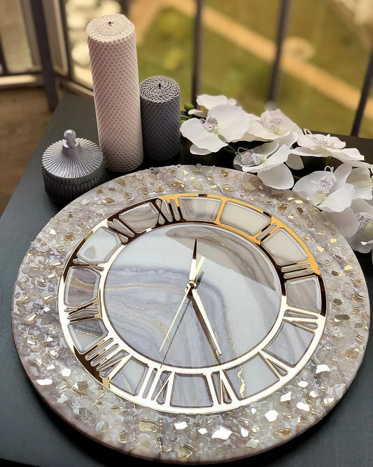 Sunlit Marble – Handcrafted Resin Luxe Wall Clock