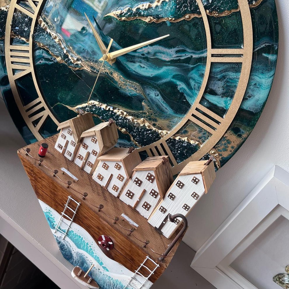 Maritime Elegance Resin Wall Clock – Handmade Luxury Resin Art
